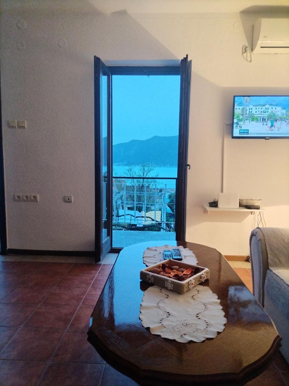 Apartment Ivana Kotor Exterior photo